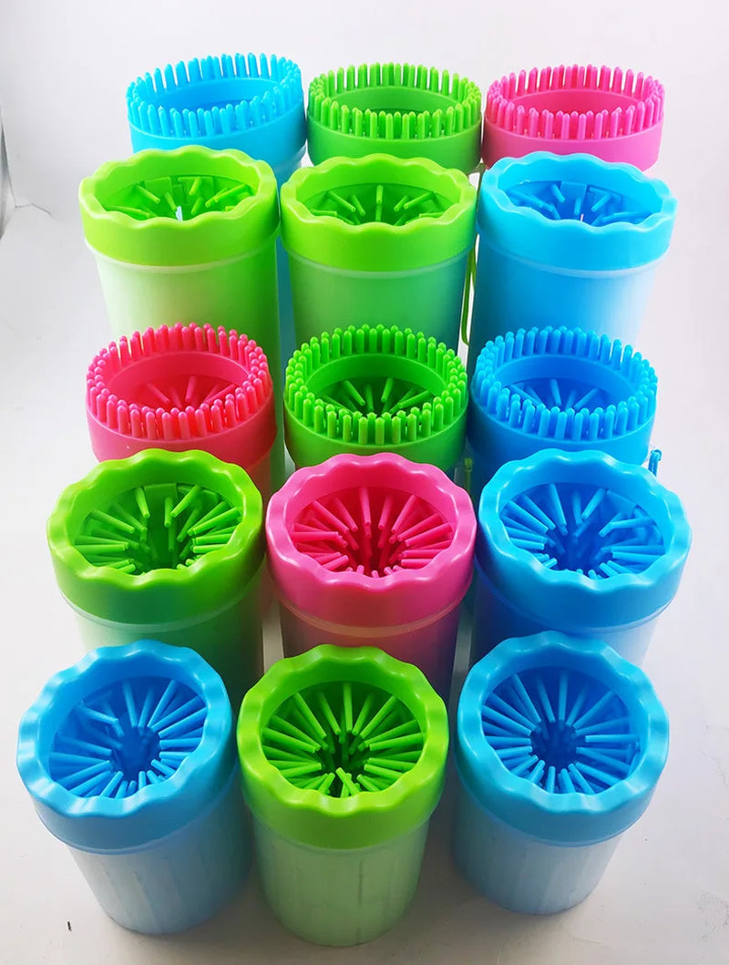 Pet paws cleaner 